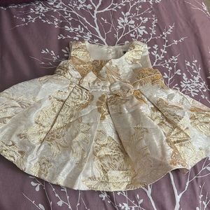 Baby girls dress for 3-6 months.